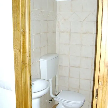 Charming House In With Mountain View