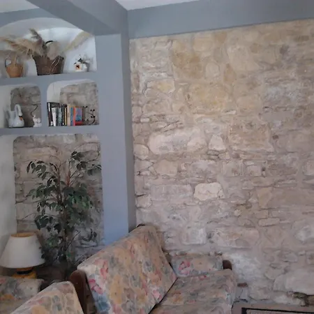 Charming House In With Mountain View בית נופש