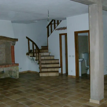בית נופש Charming House In With Mountain View *